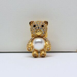 Elegant teddy bear brooch with Freshwater Pearl and crystal accents